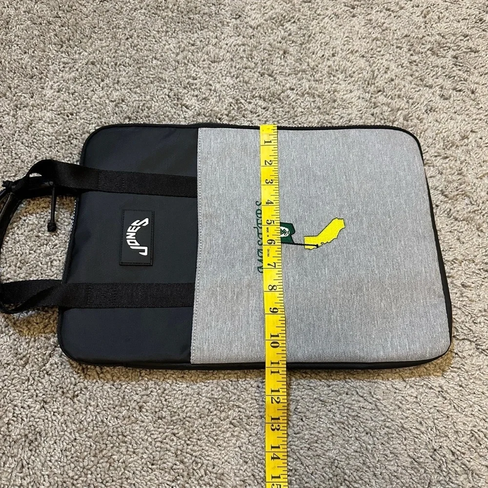 Jones Scout Masters Laptop Sleeve